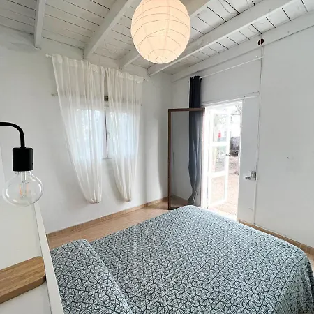 منزل ريفي La Milagrosa Surf House & Cowork لاجاريس