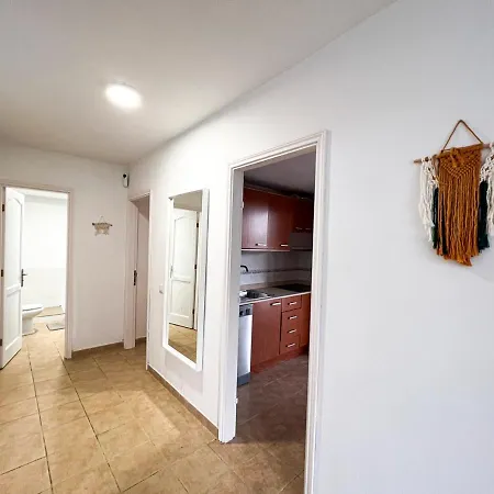 La Milagrosa Surf House & Cowork * Lajares