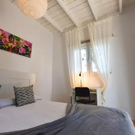 منزل ريفي La Milagrosa Surf House & Cowork لاجاريس