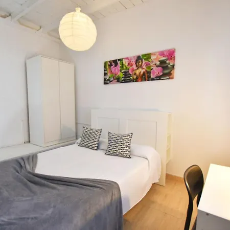 La Milagrosa Surf House & Cowork لاجاريس