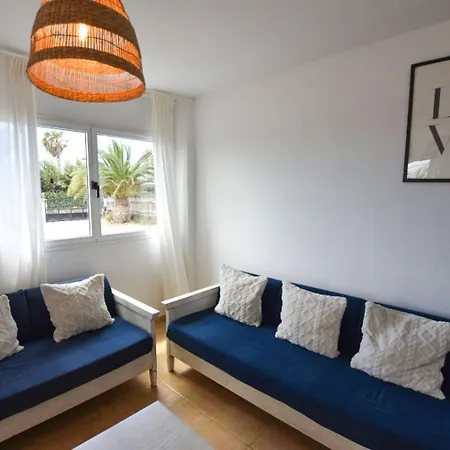 La Milagrosa Surf House & Cowork منزل ريفي