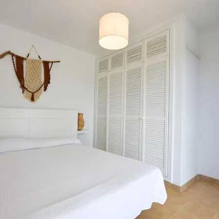 La Milagrosa Surf House & Cowork * Lajares